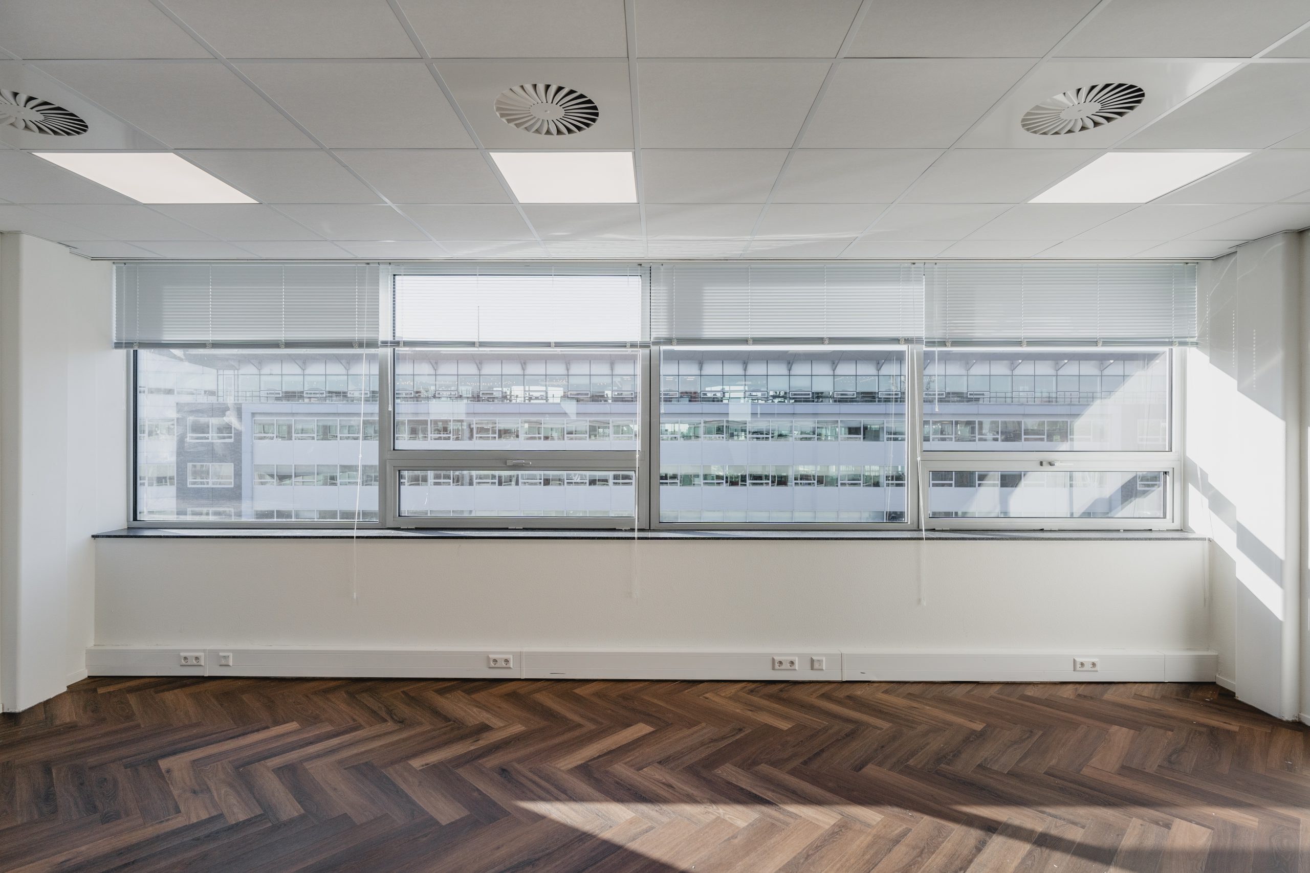 Bos en Lommerplein 12